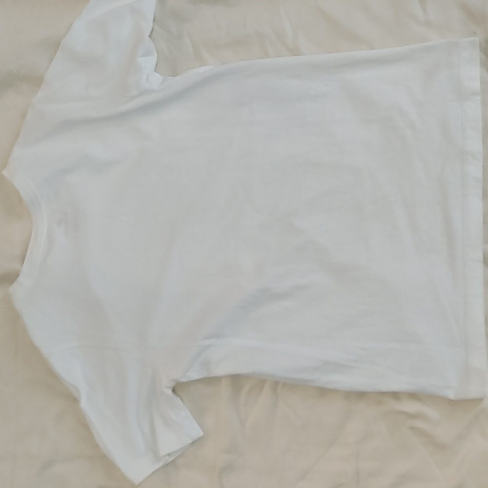 Nike Tee - Picture 4 of 4
